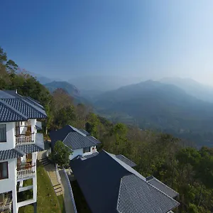 4* Resort Tea Village